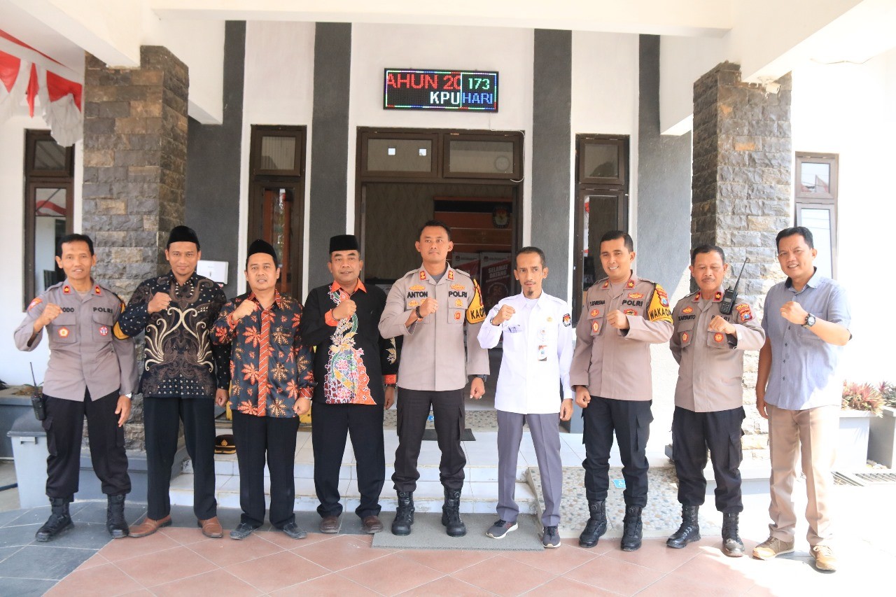 https://kab-madiun.kpu.go.id/public/kab-madiun/koleksigambar/1692856274WhatsApp%20Image%202023-08-24%20at%2010.11.52.jpg